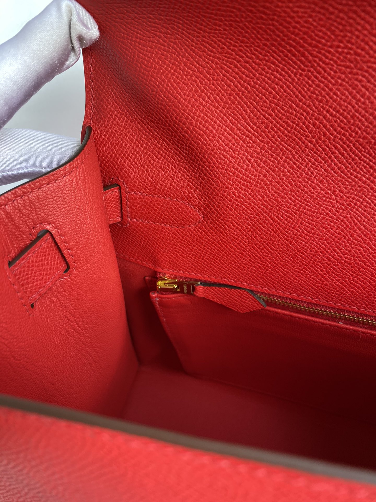 Hermes Kelly 28cm Handbag Shoulder Bag in Red Epsom Leather